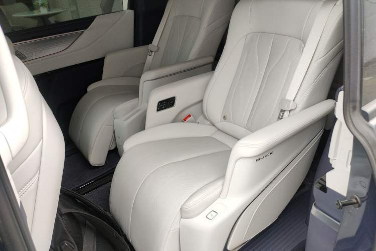 Used Buick GL8 New Energy 2026 Model Lu Zun Luxury Edition Left Rear Seat