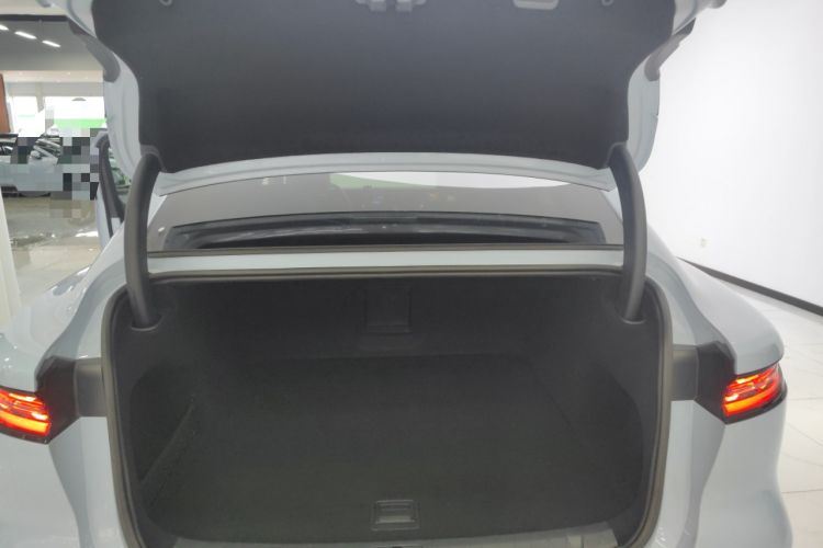 Used VOYAH PASSION 2023 Four-Wheel Drive Flagship Edition Trunk