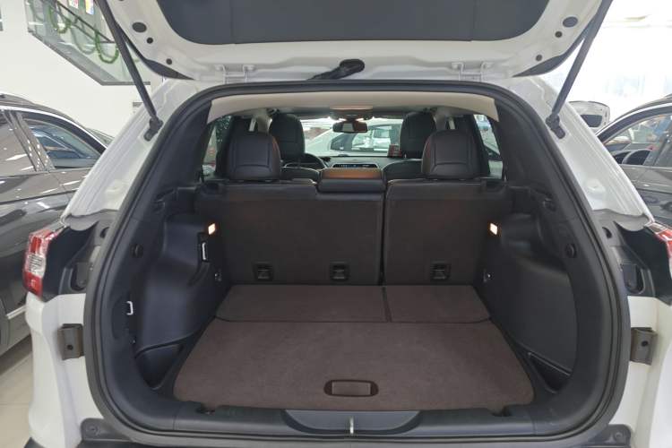 Used Jeep Cherokee 2016 2.4L Professional Edition
