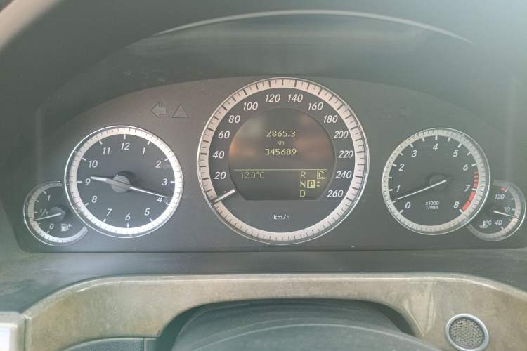 Used Mercedes-Benz E-Class 2009 E 300 Elegant Model
