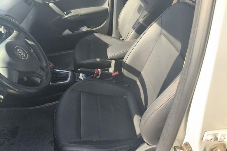 Used Volkswagen Lavida 2013 Restyled Classic 1.6L Automatic Comfort Edition