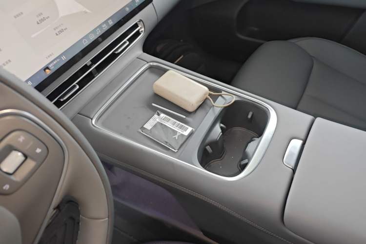 Used XPeng G6 2025 625 Long-Range Max Flagship Edition
