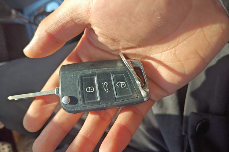Used Peugeot 307 2013 1.6L Automatic CROSS Vehicle Key