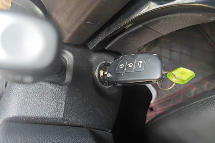 Used JMC Yusheng S350 2020 2.0T Manual 4x4 Gasoline Comfort Edition
