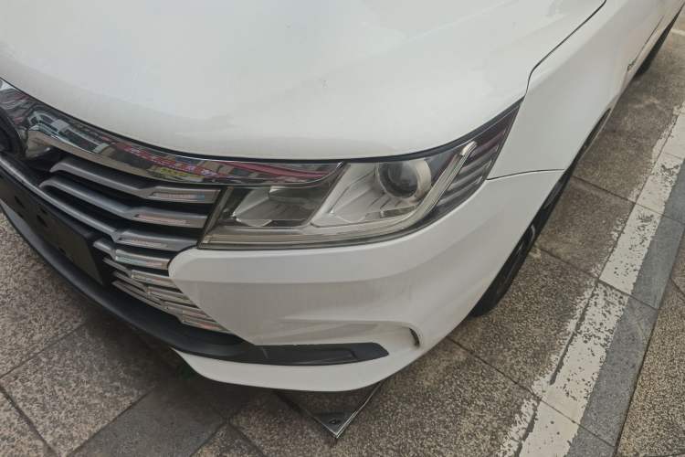 Used Soueast A5 Wing Dance 2019 1.5L Manual Luxury Version China V Standard
