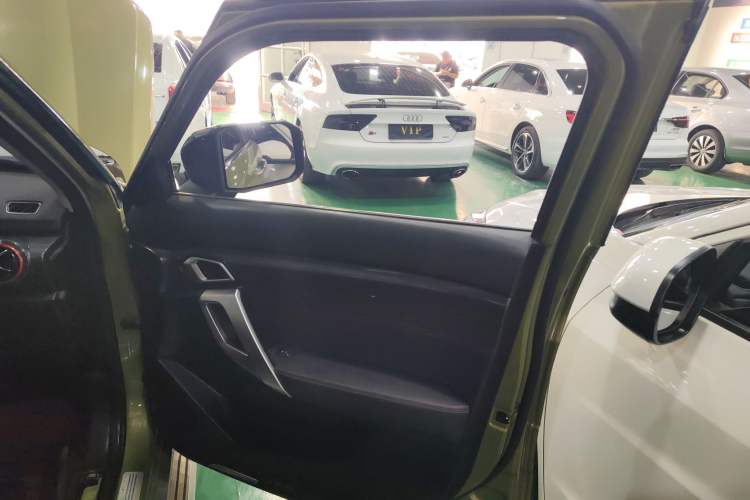 Used BAIC Off-Road BJ20 2018 1.5T CVT Luxury Model
