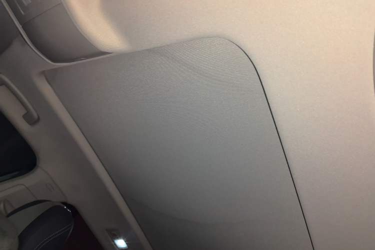 Used Volkswagen Tiguan L 2024 330TSI Automatic Two-Wheel Drive R-Line Enhanced Edition Headliner