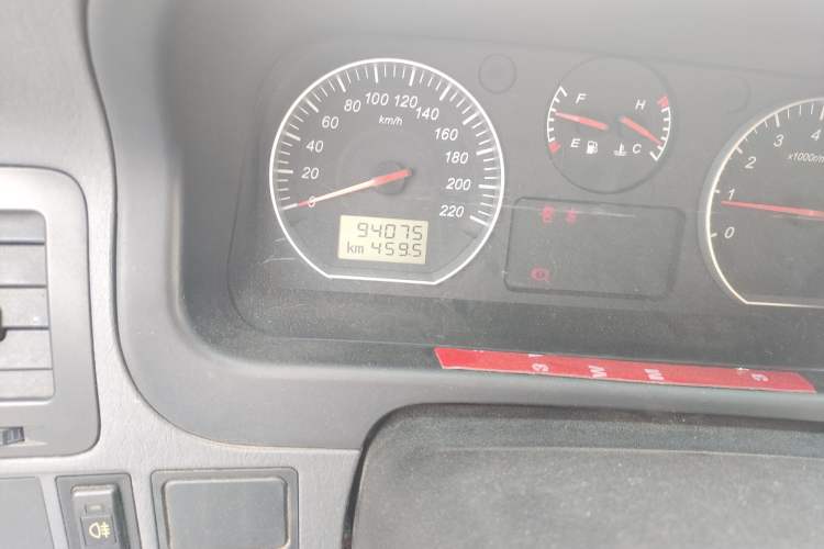 Used Jinbei Express 2017 2.0L Classic Version V19