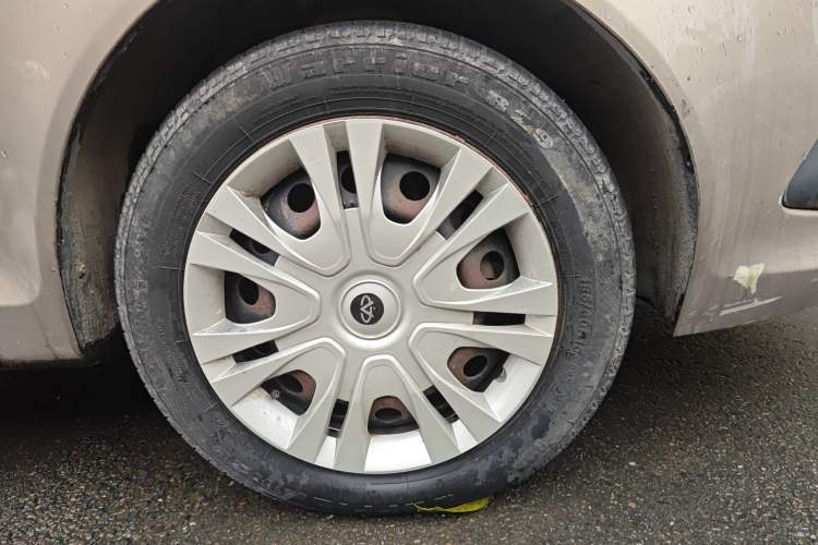 Used Chery Fengyun 2 2013 Hatchback 1.5L Manual Ruiyi Edition