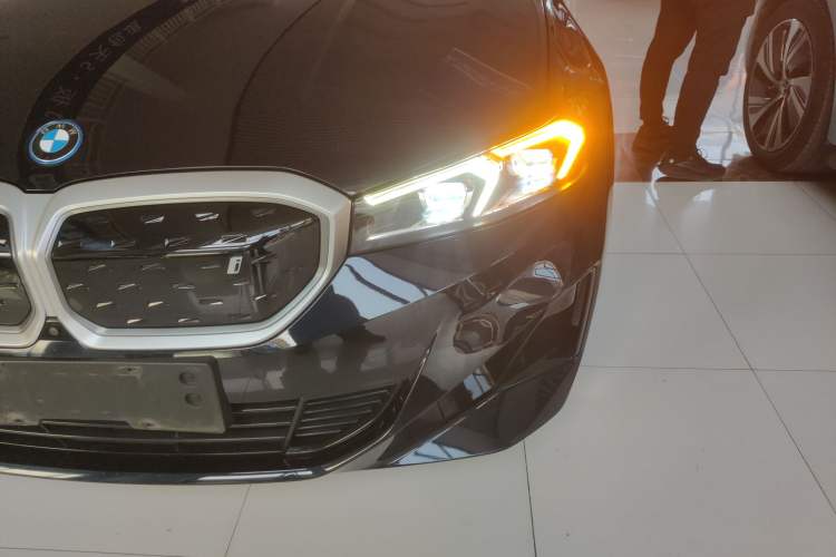 Used BMW i3 2022 eDrive 35 L