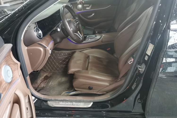 Used Mercedes-Benz E-Class 2019 E 260 L 4MATIC
