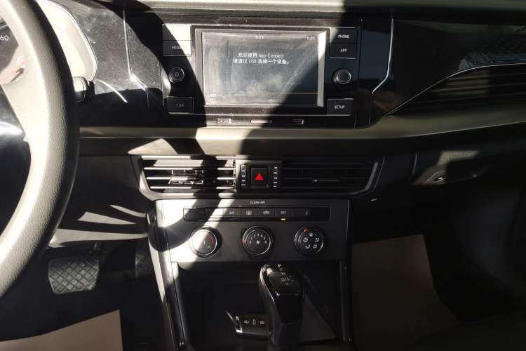 Used Volkswagen Passat 2019 280TSI Business Edition China VI
