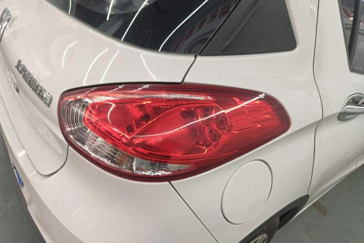 Used Baojun 310 2016 1.2L manual Comfort trim level
