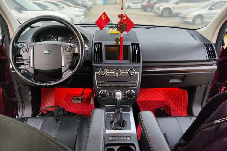 Used Land Rover Freelander 2 2013 2.2T SD4 SE Diesel Edition Center Console