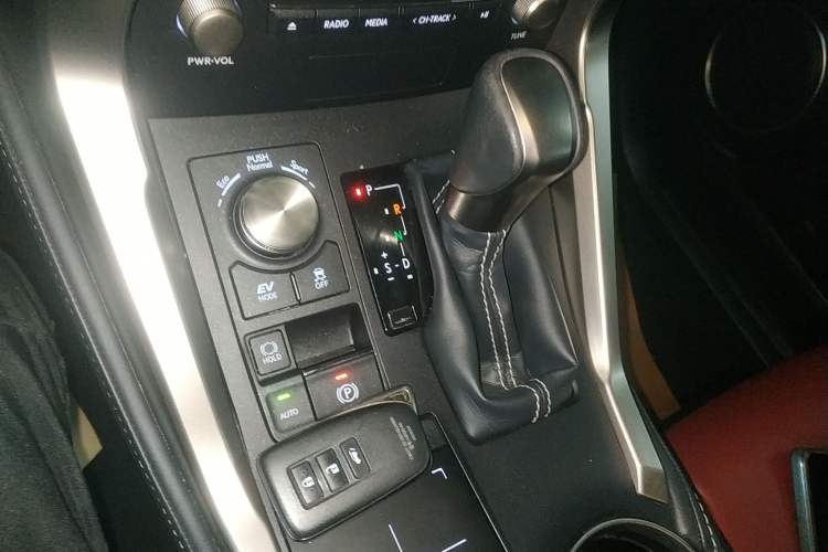 Used Lexus NX 2020 300h Front-Drive FENGSHANG Version China VI Standard