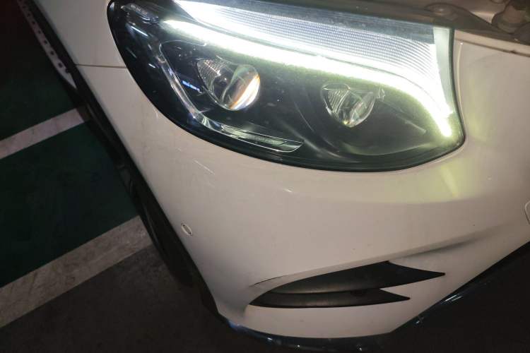 Used Mercedes-Benz GLC 2019 GLC 300 L 4MATIC Dynamic Model