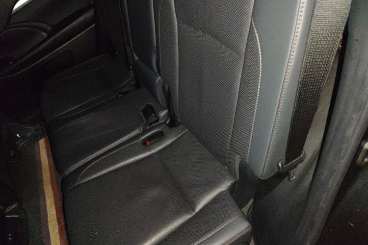 Used Toyota Highlander 2018 2.0T Four-Wheel Drive Prestige Version 7 Seats China VI Standard Left Rear Seat