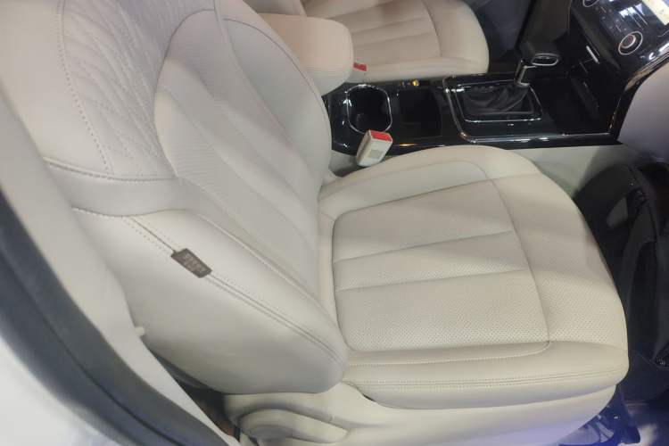 Used Oshan Cosmos 2022 1.5T Automatic Business Model