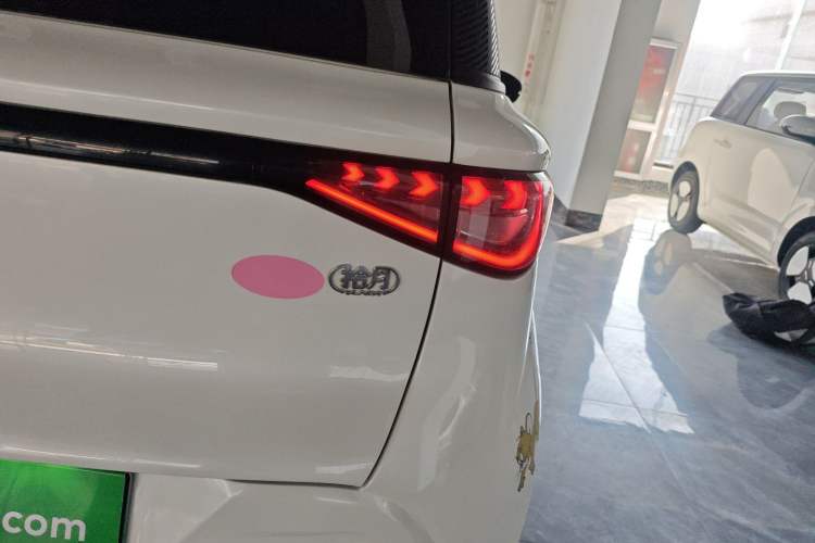 Used Cowin October 2023 201km Wave Rider Edition
