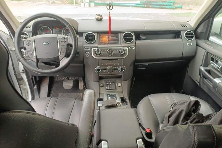 Used Land Rover Discovery 2014 3.0 SC V6 SE