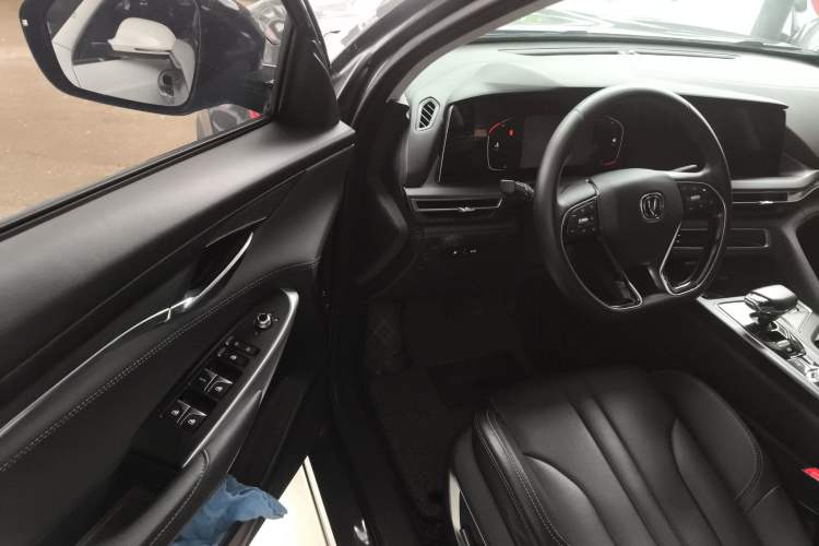 Used CHANGAN CS75 PLUS 2021 1.5T Automatic Prestige Model Driver Seat