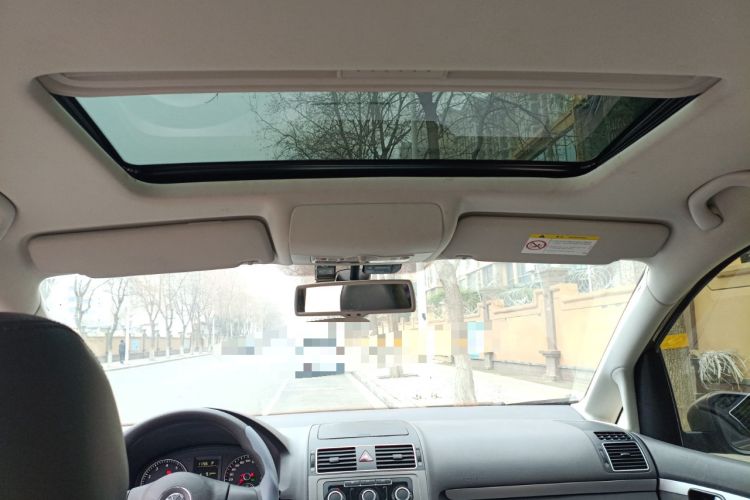 Used Volkswagen Touran 2015 1.4T DSG Comfort Edition 5 Seats