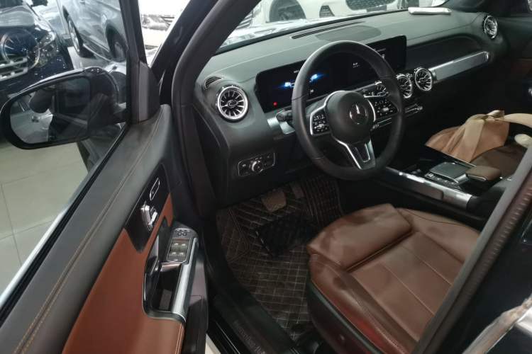 Used Mercedes-Benz GLB 2023 GLB 220 Fashion Model Driver Seat