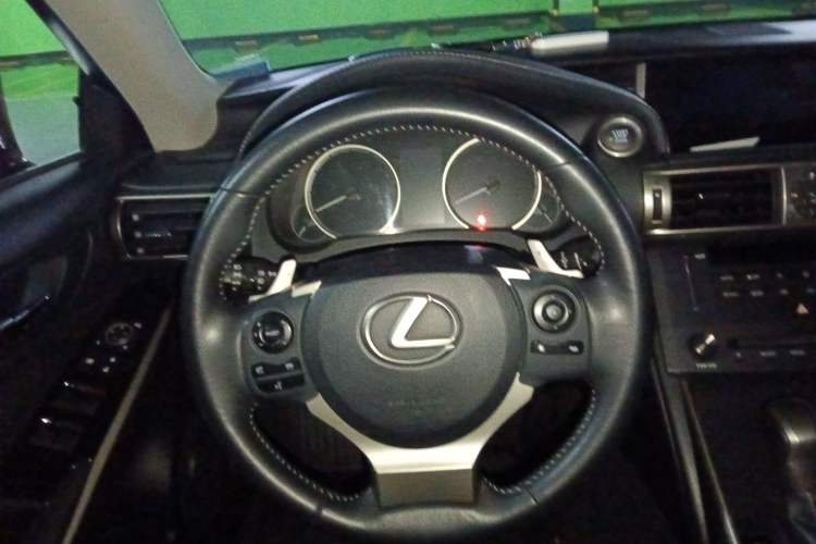 Used Lexus IS 2013 250 Leading Edition
