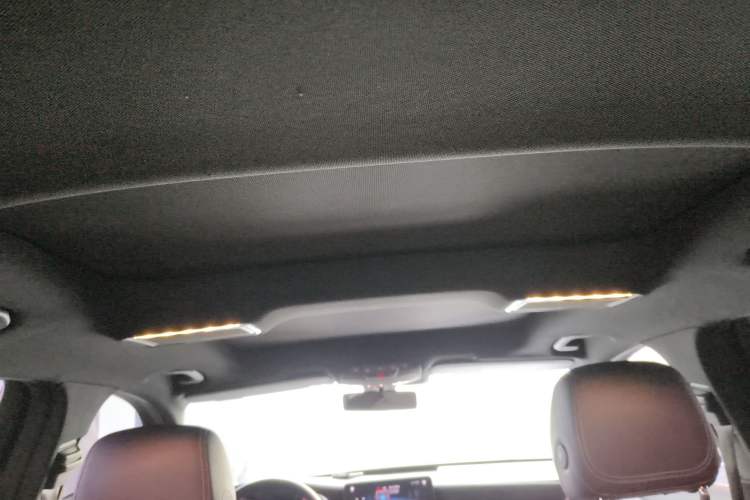 Used Mercedes-Benz GLC 2020 Facelifted GLC 260 L 4MATIC Dynamic Edition
