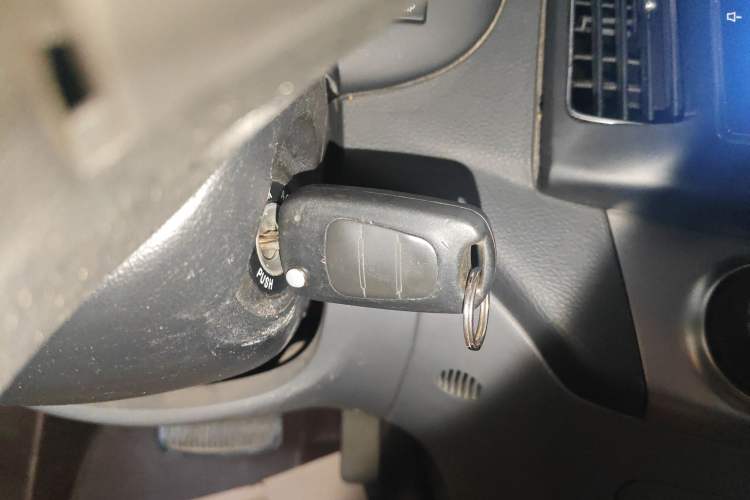 Used Hyundai Celesta 2011 1.6L Automatic Comfort Edition Vehicle Key