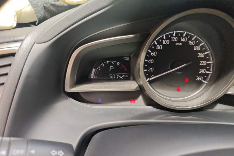 Used Mazda CX-4 2018 2.0L Automatic Two-Wheel Drive Blue Sky Dynamic Version China V Standard
