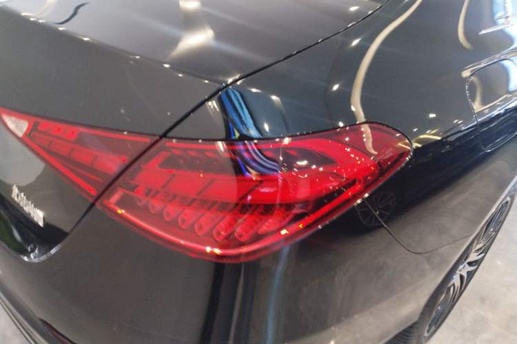 Used Mercedes-Benz C-Class 2024 Facelift C 260 L