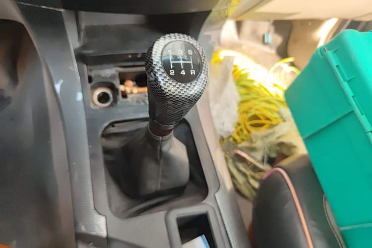 Used Foton Sapporo 2011 2.2L Conqueror Z7