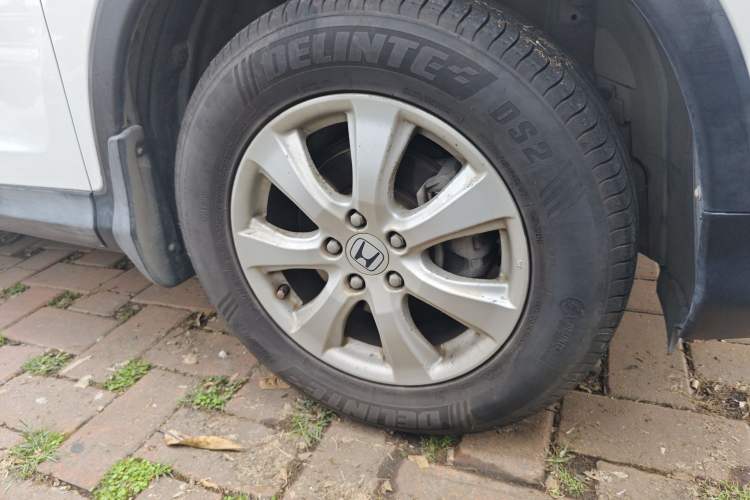 Used Honda CR-V 2012 2.0L two-wheel drive urban version
