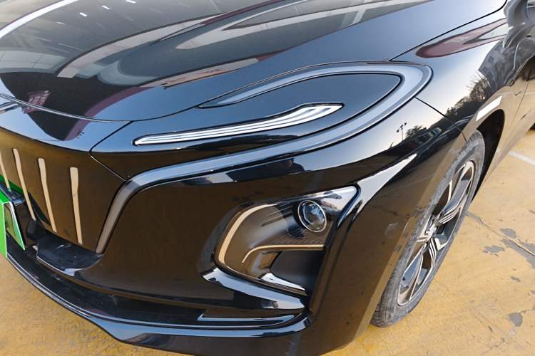 Used Hongqi E-QM5 2023 Revised Version Basic Travel Edition
