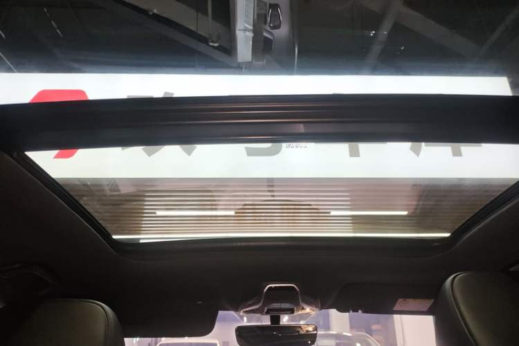 Used Geely Auto Coolray 2020 PRO 260T DCT Knight
