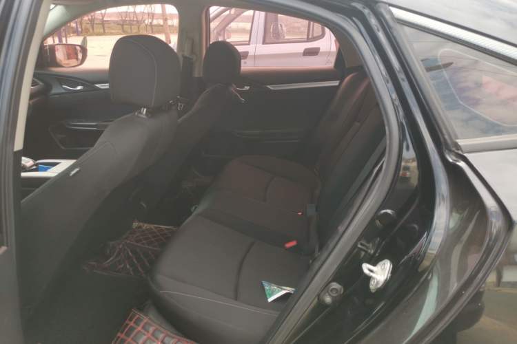 Used Honda Civic 2016 220TURBO CVT Luxury Edition
