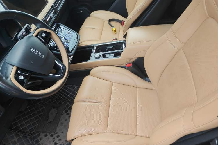 Used Lincoln Corsair 2020 2.0T Four-Wheel Drive Prestige Edition Left Front Seat