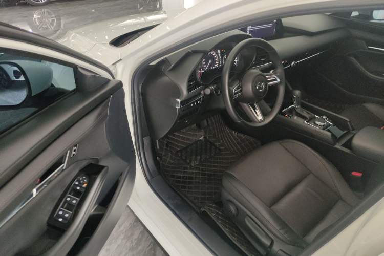 Used Mazda Mazda 3 Axela 2023 2.0L Automatic Zhiya Edition
