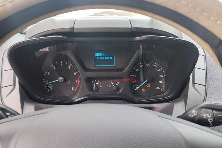 Used Ford Transit 2019 2.0T Gasoline Automatic Multi-Function Commercial Vehicle Short Wheelbase Low Roof 6-Seater China VI Standard
