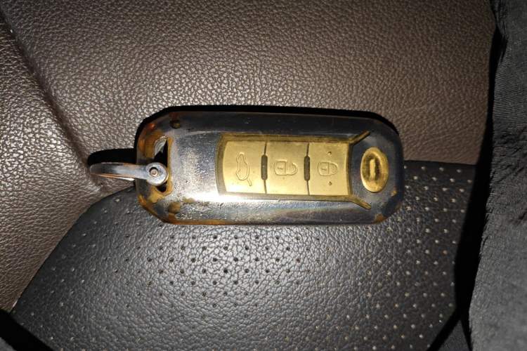 Used GAC Trumpchi GS4 2017 235T Automatic Two-Wheel Drive Luxury Smart Connectivity Version Vehicle Key