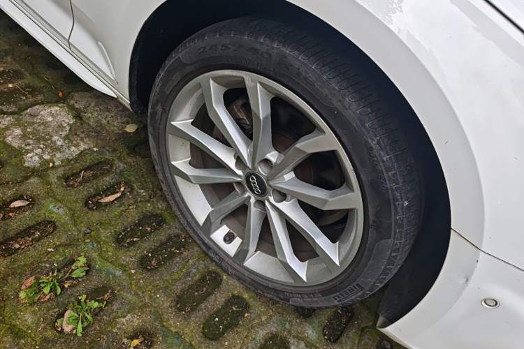 Used Audi A4L 2019 40 TFSI Fashion Version China V
