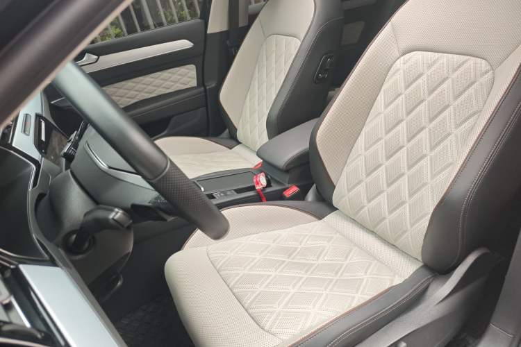 Used Volkswagen Magotan 2023 2 Million Units Commemorative Edition 330TSI DSG Luxury Version