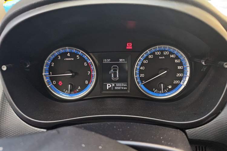 Used Suzuki S-Cross 2014 1.6L CVT Two-Wheel Drive Entry Model