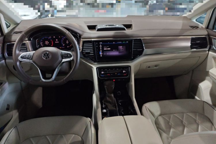 Used Volkswagen Viloran 2020 380TSI Flagship Edition Center Console