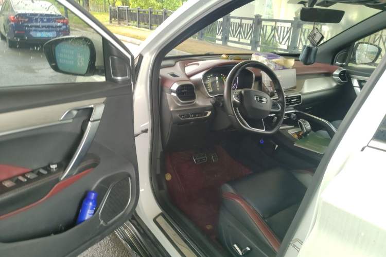 Used Geely Auto Coolray 2019 Sport Version 260T DCT Explorer China VI Standard Driver Seat