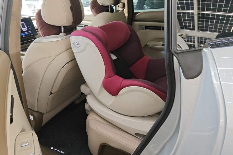 Used Hyptec HT 2023 670 Rear-Drive Ultra-High-Voltage NDA Version Left Rear Seat