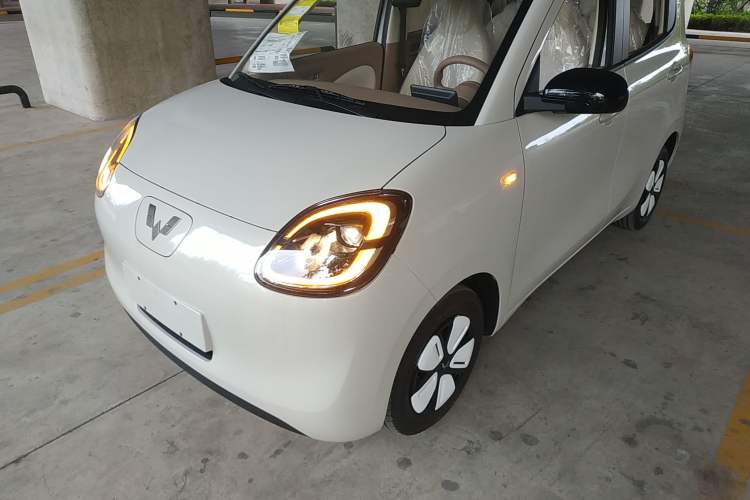 Used Wuling Hongguang MINIEV 2025 Four-Door Version Advanced Edition