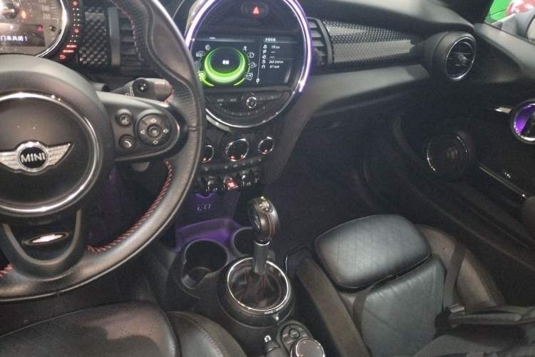 Used MINI MINI 2017 2.0T COOPER S CABRIO Freedom Edition
