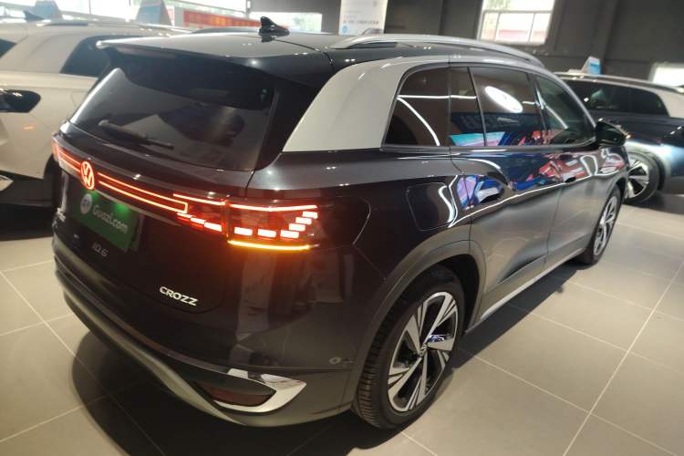 Used Volkswagen ID.6 CROZZ 2022 Long-Range PRO Edition
